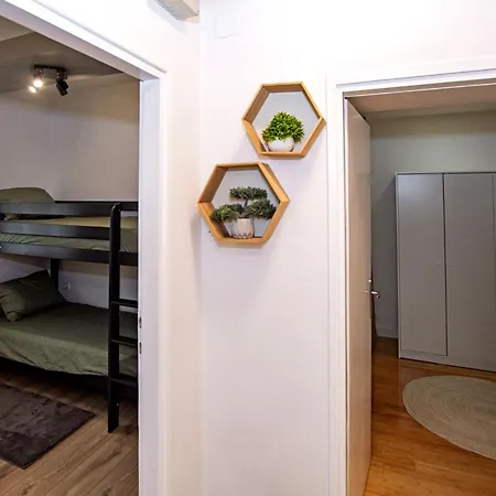 L Apartment