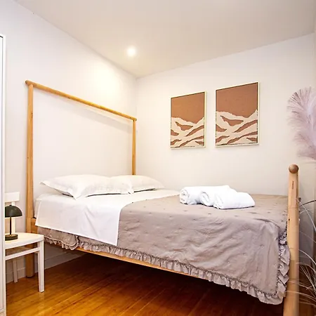 Apartment L