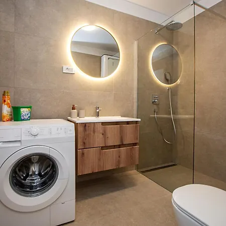 L Apartment Bibinje