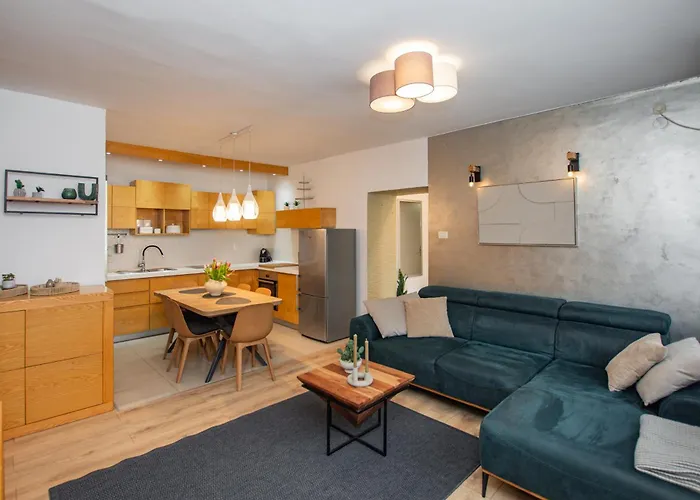 Apartment L *