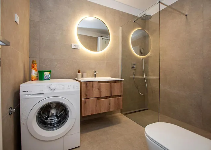 L Apartment Bibinje